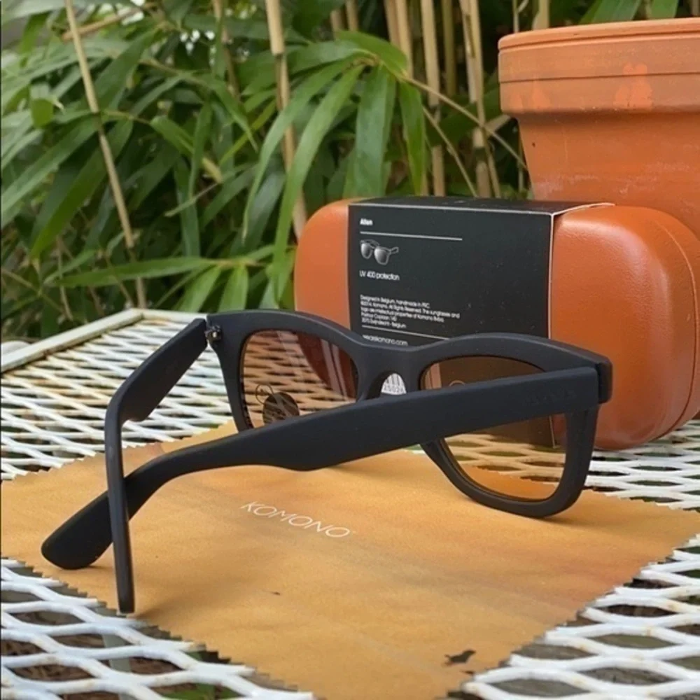 KOMONO SUNGLASSES BLACK wayfarer The Allen